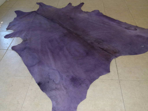 Imagen 8 de 10 de Alfombra Cuero De Vaca Teñido Con Pelo Tamaño M