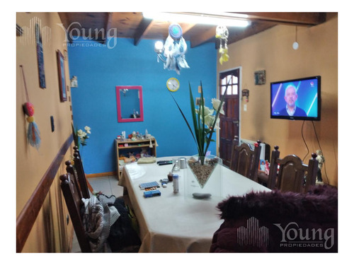 Imagen 4 de 16 de Duplex En Venta 3 Ambientes Con Garaje Cubierto En Bernal Oeste! Entrada Individual