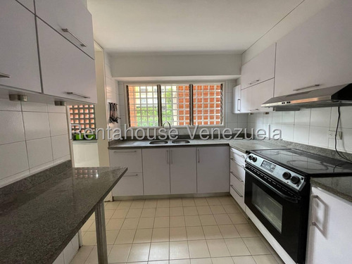 Ds Apartamento En Venta - Clnas De Valle Arriba / 25-24098
