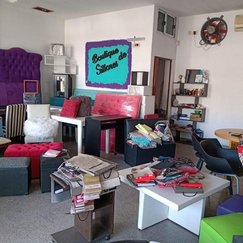 Excelente Propiedad Con Local En Muy Buena Zona!!!