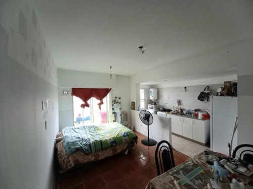 Imagen 4 de 9 de Monoambiente En Nueva Pompeya Con Balcon Al Contrafrente