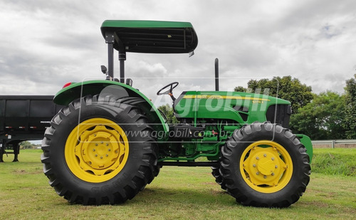 Trator John Deere 5078 E 4×4 Ano 2017 Bem Novo