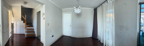 3 Dormitorios 3 Baños , Lujosa Cocina Amoblada
