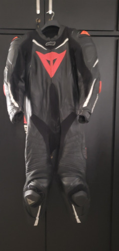 Traje Dainese Mono Laguna Seca Negro/ Fluo-red Talla 52 Eu