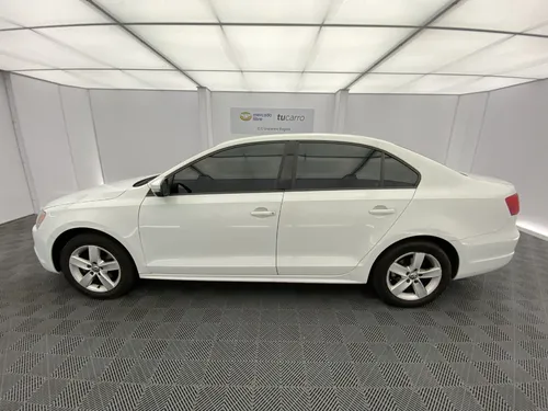 Volkswagen Jetta 2.0 Trendline 5 p