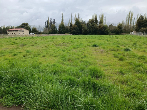 Parcela Orilla De Carretera A 4 Kilometros De Los Ángeles