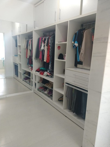 Imagem 18 de 28 de Casa À Venda No Bairro Ipanema - Porto Alegre/rs - O-26977-44085