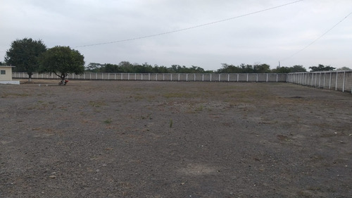 Imagen 6 de 11 de Venta De Terreno Con Oficinas Y Patio De Maniobras Para Transportes, Almacenamiento, Taller Y Area De Mantenimiento
