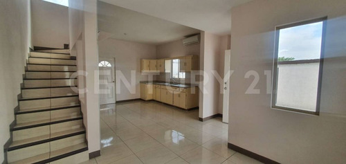 Imagen 5 de 15 de Casa En Renta Zona Granjas Chihuahua