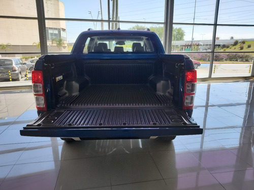 Imagen 6 de 13 de Ford Ranger Limited At C. Doble Diesel 3.2l 4x4 0km