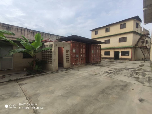 Imagen 3 de 15 de Venta De Galpon En Zona Industrial Palo Negro.