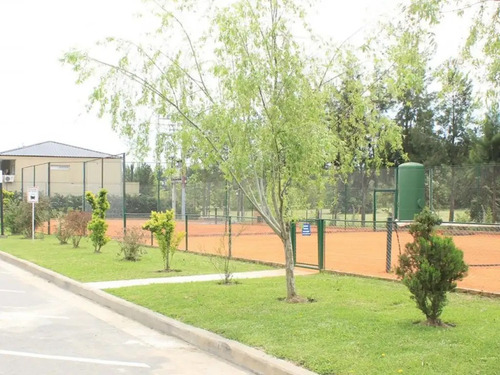 Casa 5 Ambientes. Altos De Hudson Ii. Lote 460 M2