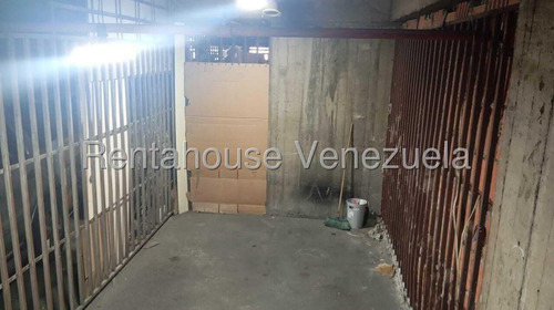 Apartamento En Venta En La Candelaria Cda 25-17431 Yf