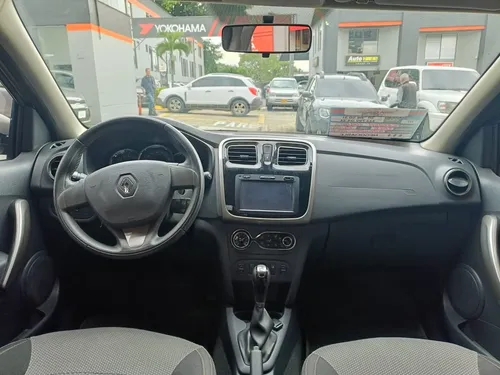 Renault Logan 1.6 Privilege / Intens