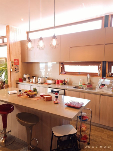 Casa En Venta De 3 Dorm. En Quintero