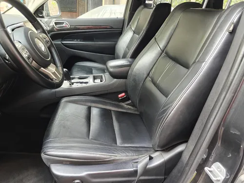 Jeep Grand Cherokee Laredo V6 Lujo 4x2 At