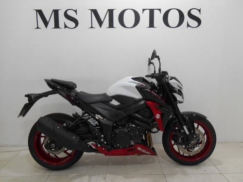 Imagem 1 de 6 de Moto