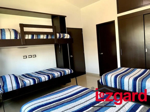 Se Vende Excelente Residencia Campestre En Lomas De Cocoyoc
