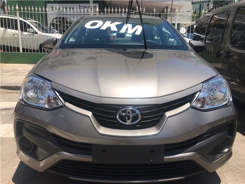 Toyota Etios 1.5 X Plus Sedan 16v Flex 4p Automático