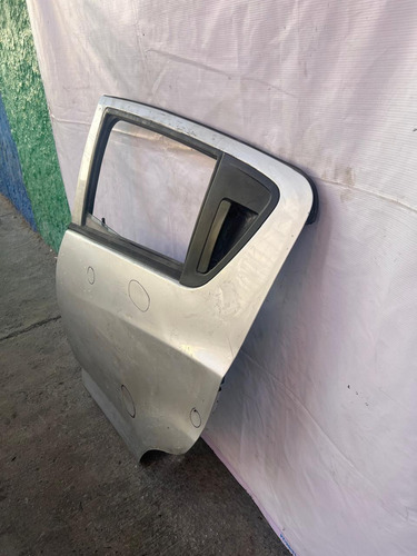 Puerta Trasera Izq Chevrolet Beat Hb 2018-2022 Uso Orig Trasera Izquierda (Usado)