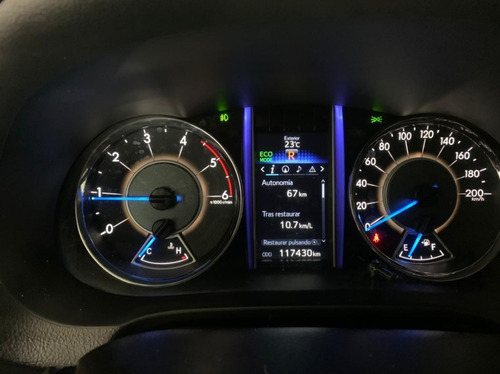 Toyota Sw4 Srx 4x4 2.8 Tdi At 7 Asientos U/m 2017 117.000 Km