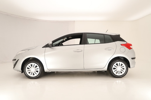 Imagen 21 de 25 de Toyota Yaris 1.5 Xs Audio 5p Mt My23