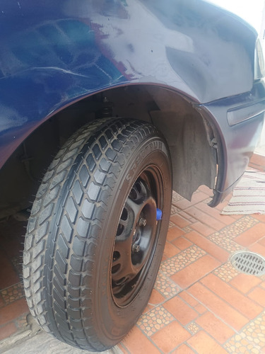 Volkswagen Pointer 2002