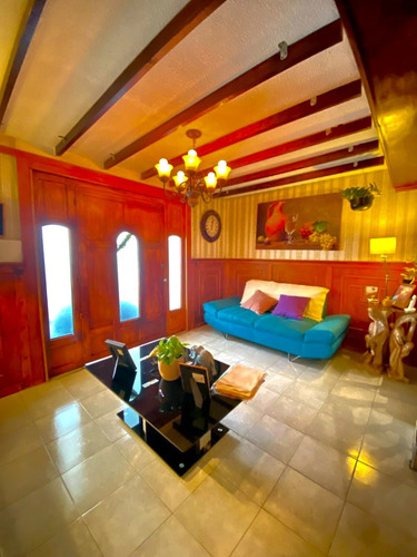 Casa Con Acabados De Madera En Venta En La Mejor Zona De Ecatepec