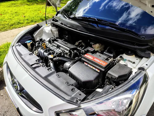 Hyundai Accent 1.6l 4 p