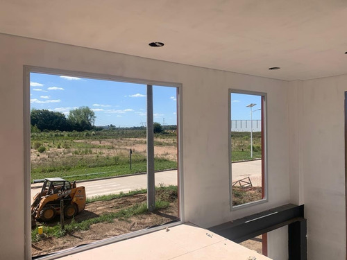 Imagen 9 de 14 de Depósito Con Oficinas En Alquiler | Parque Industrial Pir6 | 1.678 M2