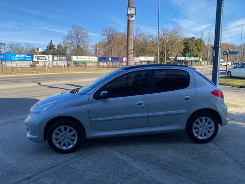 Peugeot 207 1.6 xt compact 5 puertas
