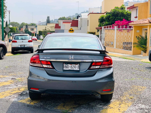Imagen 9 de 14 de Honda Civic 2013 1.8 Lx Sedan . At
