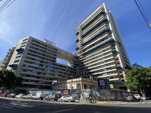 Venta Departamento De 4 Ambientes En Imponente Torre En Construcción En Coghlan