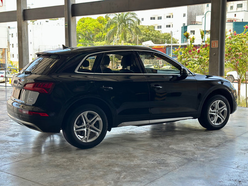 Audi Q5 2.0 L T Select Dsg