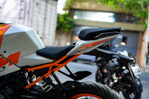 Moto 0km Ktm Rc 200 2023 Pista Naked Urquiza Motos