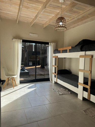 Casa En Venta 4 Ambientes, A Estrenar - Villa Robles - Pinamar