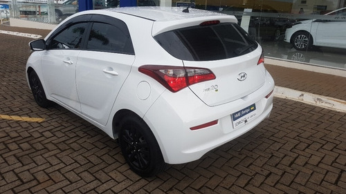 Imagem 3 de 15 de Hyundai Hb20 2018/2019 4a24