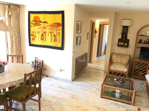Imagen 2 de 17 de Apartamento En Alquiler 3dormitorios , Mansa, Frente Al Mar, Punta Del Este