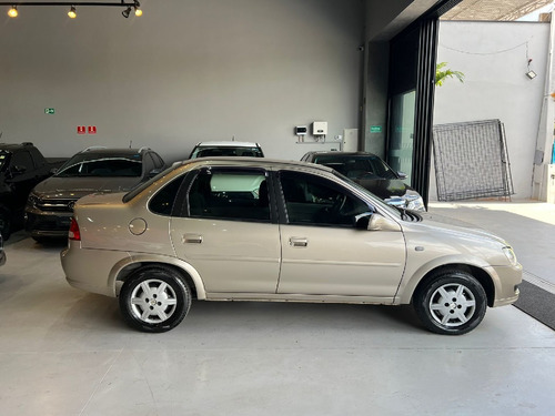 Chevrolet Corsa Classic 1.0 MPFI LS 8V FLEX 4P MANUAL