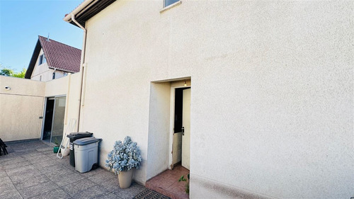 Casa En Venta De 3 Dorm. En Quilicura