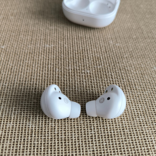 Audífonos Samsung Galaxy Buds2 Pro Blanco (Usado)