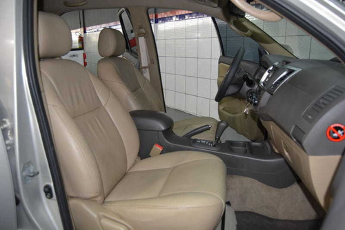Imagem 14 de 15 de Toyota Hilux Sw4 Sr 4x2 2.7 Aut 2013 5 Lugares