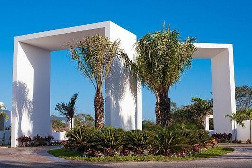 Loft En Privada Campocielo,1 Recamara, 2 Planta.