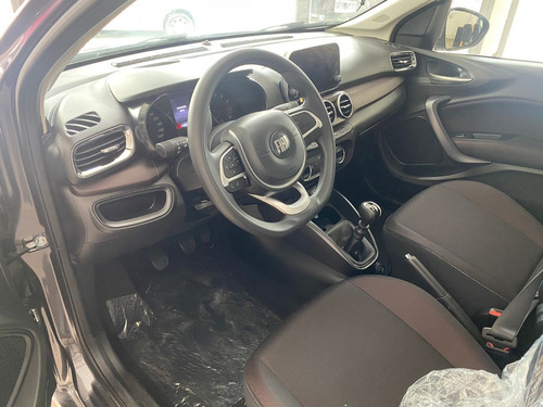 Imagen 9 de 15 de Fiat Cronos Precision 1.8 Mt My22 0km