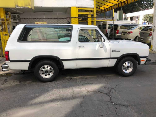 Ram Charger 1992