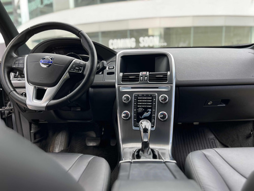 Volvo XC60 2.0 T5 High 240cv At