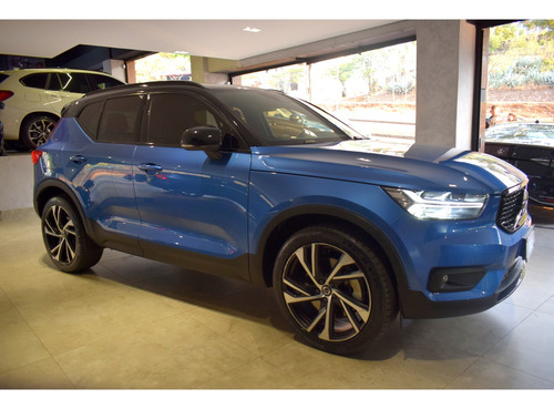 Volvo XC40 1.5 T5 RECHARGE R-DESIGN GEARTRONIC
