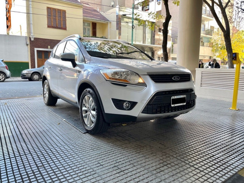 Imagen 6 de 14 de Ford Kuga