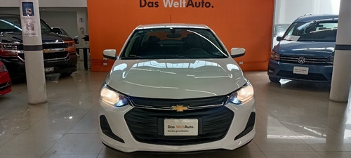 Imagen 4 de 14 de Chevrolet Onix Ls