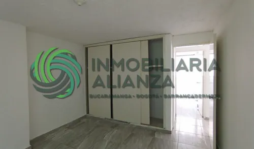 Apartamento En Arriendo En Antonia Santos. Cod A16959